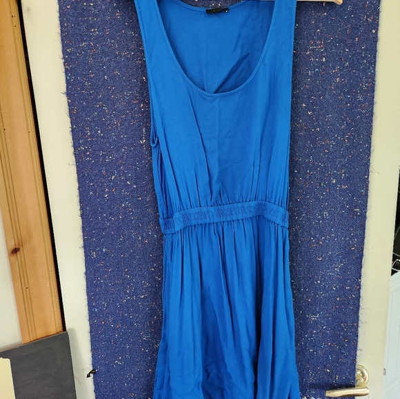 Bundle of summer dresses - Picture 2 of 6